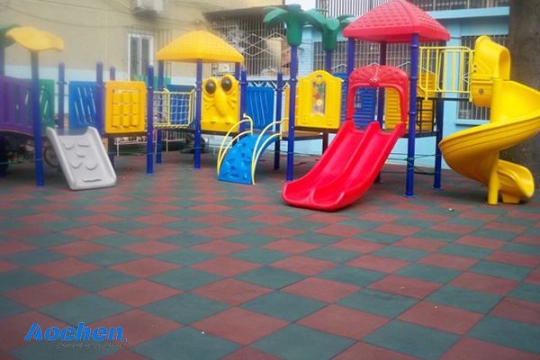 Вы не можете игнорировать преимущества резиновых покрытий для детских площадок